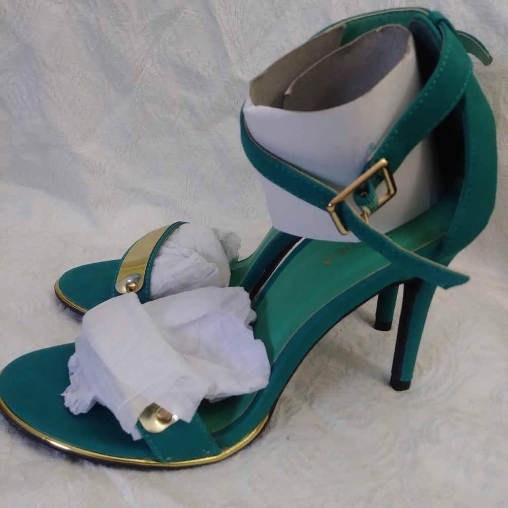 Shoe Republic LA open-toe heels - Picture 2 of 8